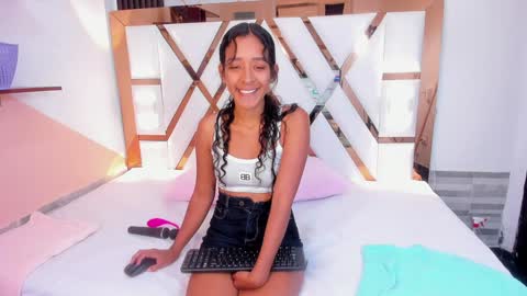 Amber online show from 01-16-25, 06:48