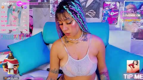 Snapshot of amberr_thompson chatting on 03-11-25, 10:07 amberr_thompson online show from 03-11-25, 10:07