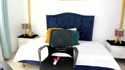 Snapshot of amberrsmith_ chatting on 07-03-26, 03:51 Amber online show from 07-03-26, 03:51