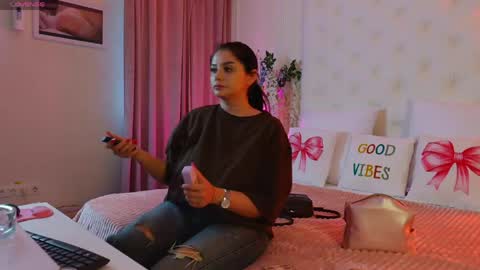 Amberseyes online show from 05-12-26, 08:55