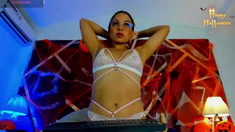 ambervegaa online show from 10-27-25, 11:03