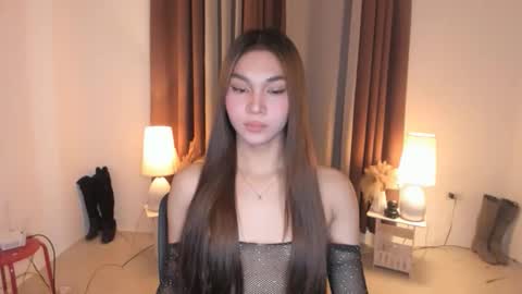 Snapshot of ambervixen69 chatting on 05-14-26, 12:50 BIGCOCK AMBER online show from 05-14-26, 12:50