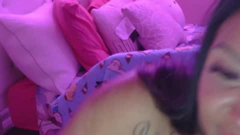 Snapshot of ambreebunni chatting on 06-05-26, 06:52 Ambree Bunni online show from 06-05-26, 06:52