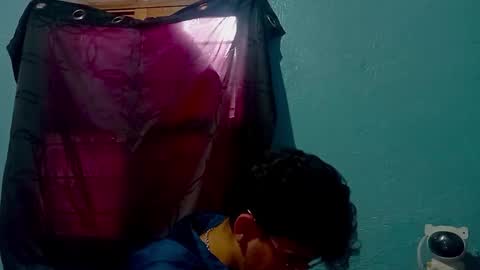 Snapshot of ameli_and_lucas chatting on 10-10-25, 04:39 Amelia Lucas online show from 10-10-25, 04:39