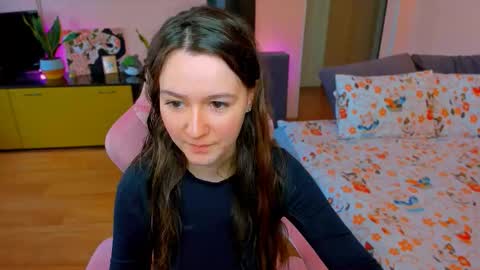 Snapshot of ameli_moon chatting on 09-14-25, 12:37 Eileen online show from 09-14-25, 12:37