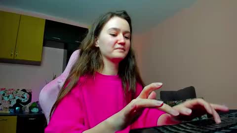 Eileen online show from 12-01-25, 02:44