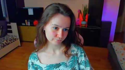 Snapshot of ameli_moon chatting on 06-25-26, 05:50 Eileen online show from 06-25-26, 05:50