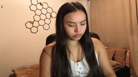 Snapshot of amelia___hall chatting on 11-05-25, 02:39 Amelia online show from 11-05-25, 02:39