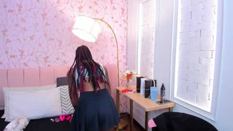 Amelia Adams online show from 02-17-25, 07:10