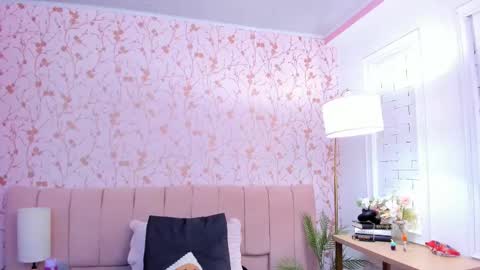 Amelia Adams online show from 11-21-25, 07:12