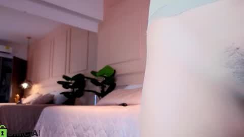 AMELIA online show from 01-05-26, 05:27