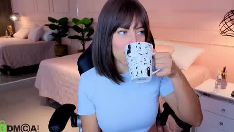 AMELIA online show from 01-09-26, 11:46