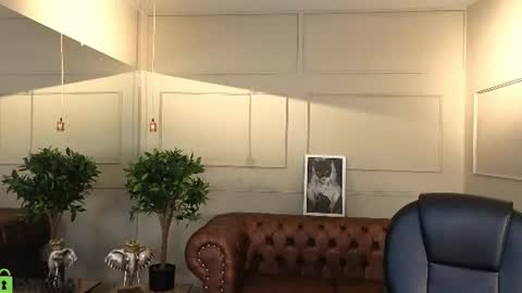 AMELIA online show from 07-24-26, 12:03
