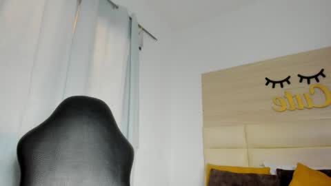 MILYX online show from 05-16-26, 12:37