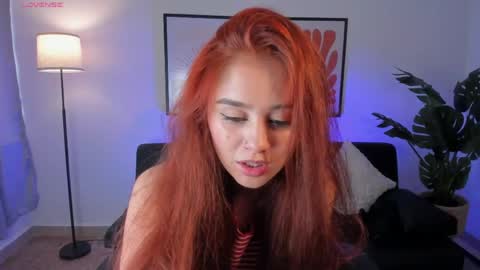 Snapshot of amelia_saenz_ chatting on 05-07-26, 08:25 Amelia online show from 05-07-26, 08:25