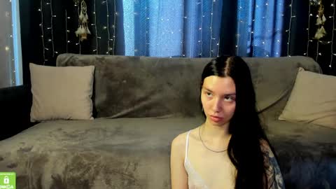 Anna online show from 06-10-26, 01:17