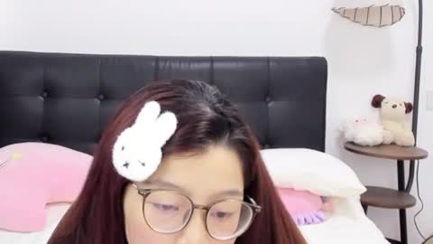 Snapshot of ameliabess chatting on 07-25-26, 04:54 bess online show from 07-25-26, 04:54