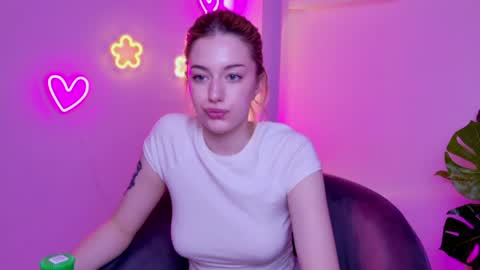 Amelia online show from 04-06-26, 04:46