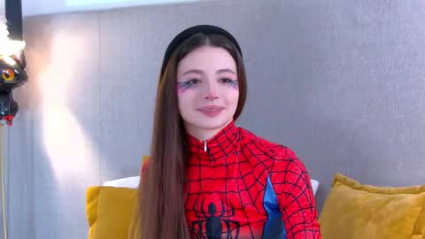 Amelia online show from 10-26-25, 06:25