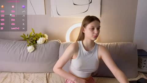 5th day here my name Jennie online show from 04-23-26, 08:11