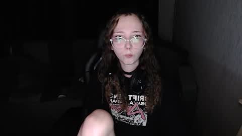 Snapshot of ameliakamishiro chatting on 10-07-25, 08:17 Amelia online show from 10-07-25, 08:17