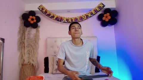 amelialoveace online show from 10-30-25, 04:08