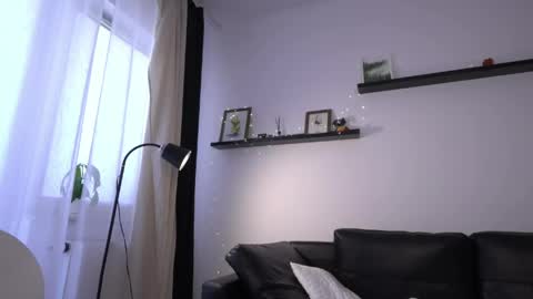 Snapshot of ameliamber0 chatting on 05-23-26, 04:33 Amelia online show from 05-23-26, 04:33