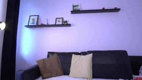Snapshot of ameliamber0 chatting on 05-24-26, 02:33 Amelia online show from 05-24-26, 02:33