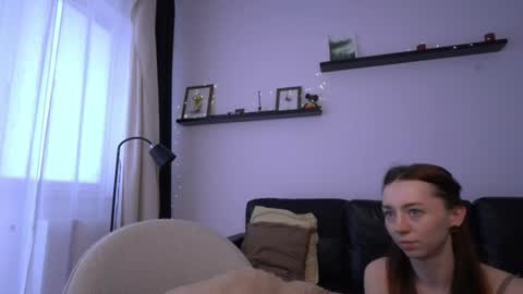 Snapshot of ameliamber0 chatting on 06-09-26, 02:50 Amelia online show from 06-09-26, 02:50
