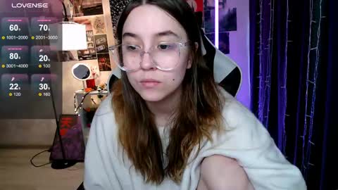 Amelia online show from 04-30-26, 12:00