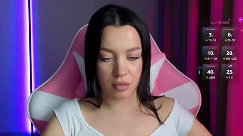 Amelia Sonk online show from 10-22-25, 07:13