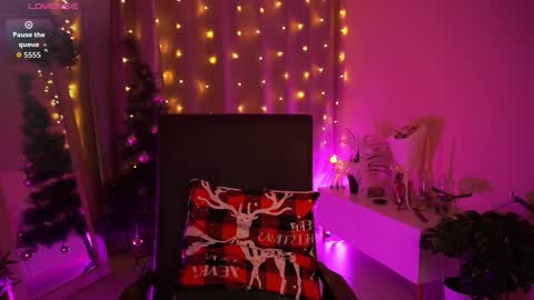  Amelia  online show from 12-23-25, 04:10