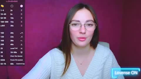 Amelie online show from 12-24-24, 12:33