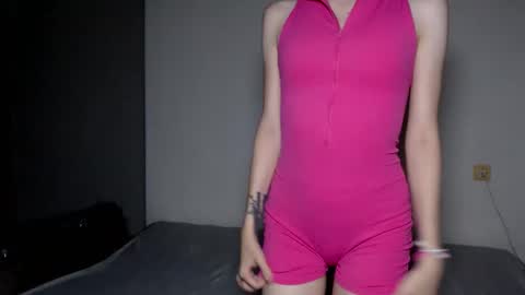 Snapshot of ameliebanshee chatting on 10-07-25, 03:42 ameliebanshee online show from 10-07-25, 03:42