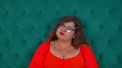 Snapshot of ameliegraces chatting on 06-06-26, 06:34 AmelieGraces online show from 06-06-26, 06:34