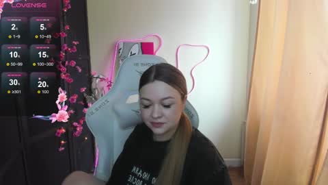 Amelie online show from 04-06-26, 04:57