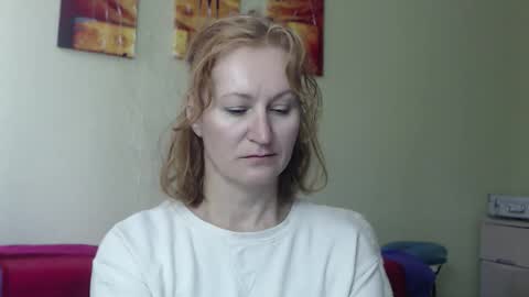 Snapshot of amelly777 chatting on 04-29-26, 02:32 amelly777 online show from 04-29-26, 02:32