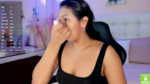 Snapshot of amelyamann chatting on 03-10-25, 12:37          online show from 03-10-25, 12:37