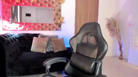          online show from 06-19-26, 01:15