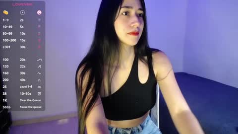 Snapshot of amelycaro chatting on 12-08-24, 05:29 Amely online show from 12-08-24, 05:29