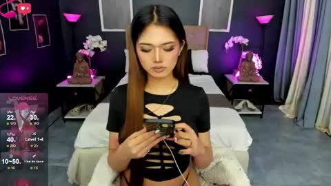Claire online show from 06-11-26, 03:10