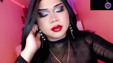 Queen Mireska online show from 11-26-25, 04:52