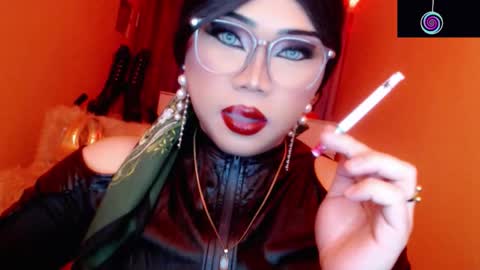 Queen Mireska online show from 03-12-26, 04:24