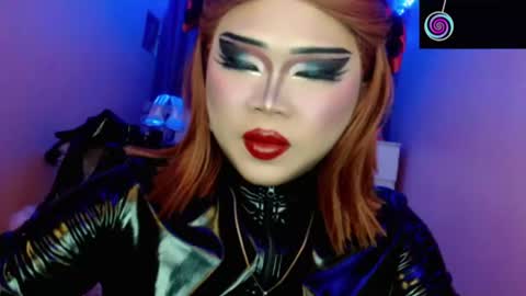 Queen Mireska online show from 06-19-26, 03:05