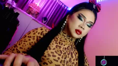 Queen Mireska online show from 06-30-26, 10:22