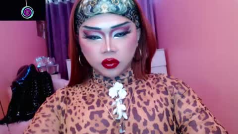 Queen Mireska online show from 07-27-26, 11:50