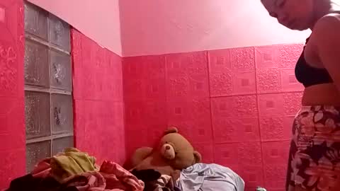 Amia online show from 11-27-25, 01:18