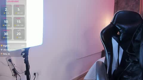 Amiee online show from 04-19-26, 06:10