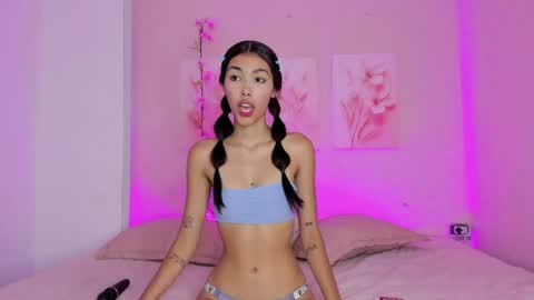 AmiiClark  online show from 04-04-26, 07:11