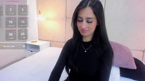 Snapshot of amiirra_ chatting on 12-12-24, 08:43 Amira sweet online show from 12-12-24, 08:43
